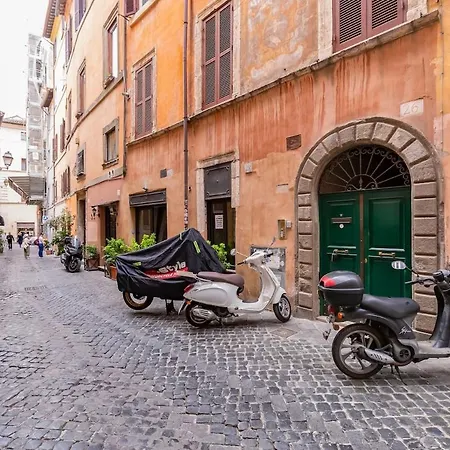 Beautiful Near Piazza Navona רומא