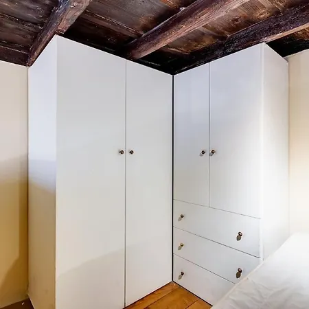 Apartment Beautiful Near Piazza Navona